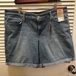 Mid-Length Shorts Levi’s